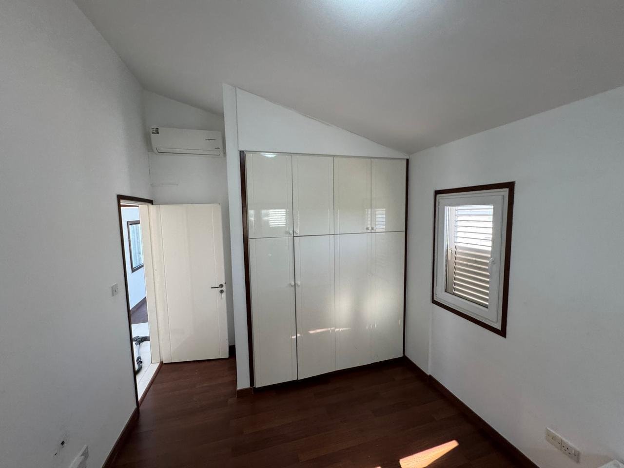 Traumhaus in Limassol – Wohnen & Arbeiten unter einem Dach!