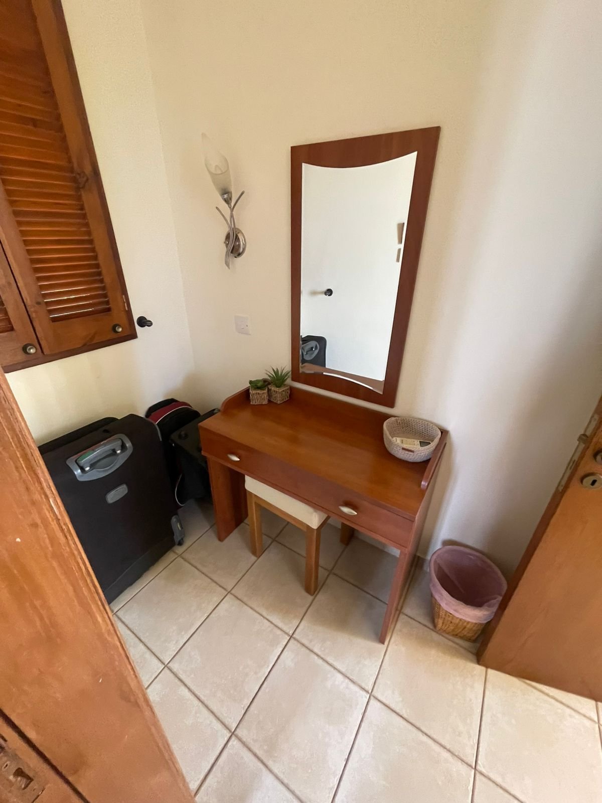 Exclusive 3-Bedroom Residence with PV System and Total Tranquility & Sea View