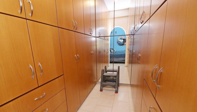 Elegant Bungalow with Breathtaking Views in Tranquil Tala