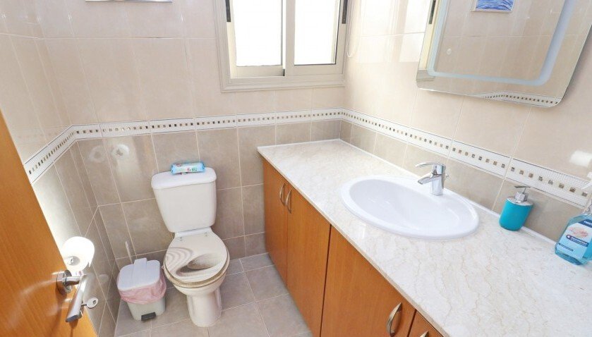 Elegant Bungalow with Breathtaking Views in Tranquil Tala