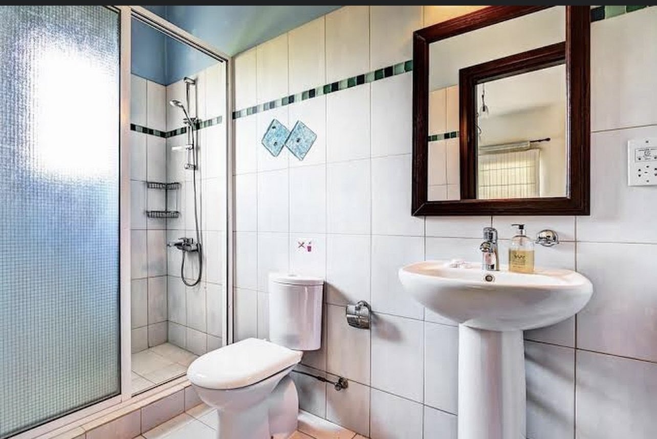 „Ein Ort zum Ankommen – Familienfreundliche Villa mit großem Garten & Pool“