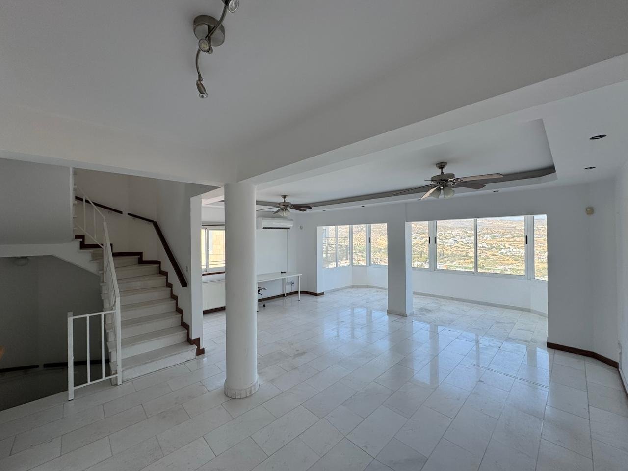 Dream Home in Limassol – Live & Work in Style! 4 Bedroom