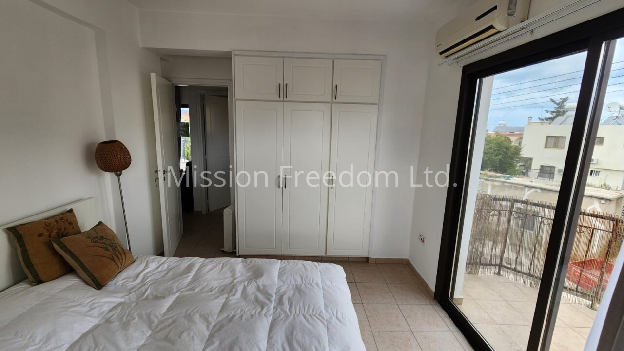 Gemütliche Ein Zimmer Wohnung in Polis