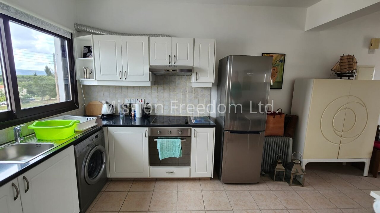 Gemütliche Ein Zimmer Wohnung in Polis