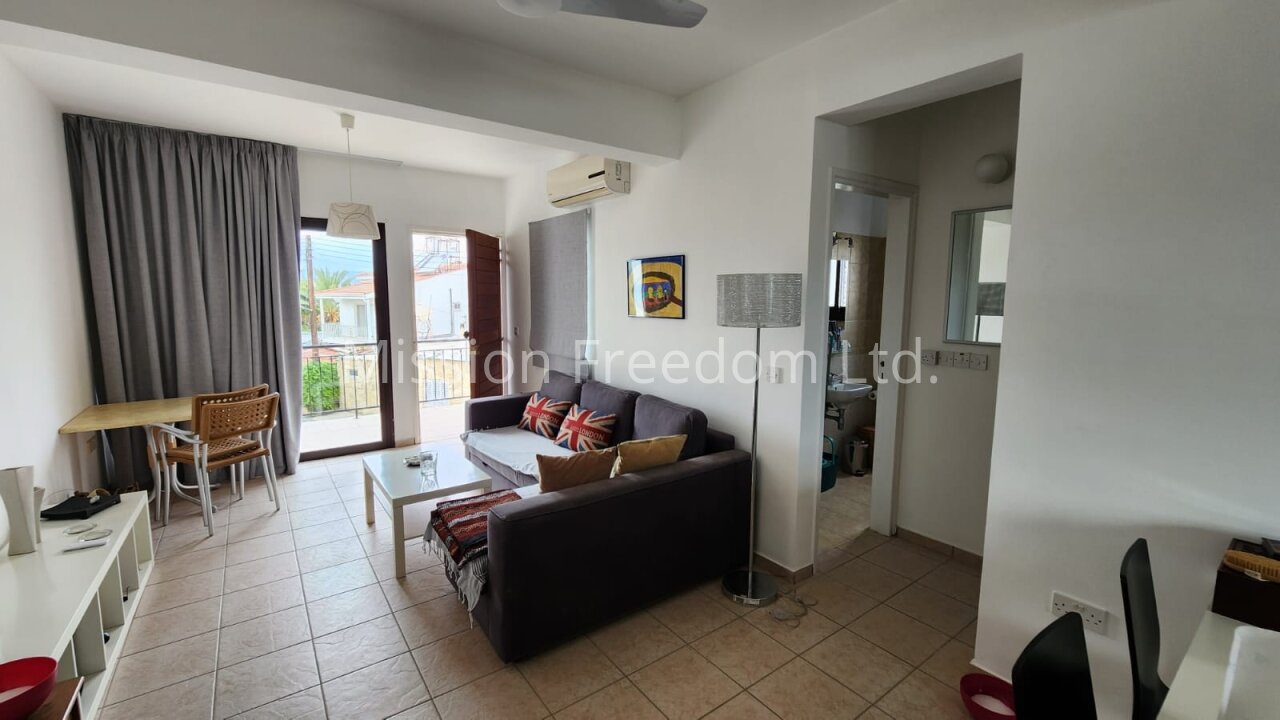 Gemütliche Ein Zimmer Wohnung in Polis