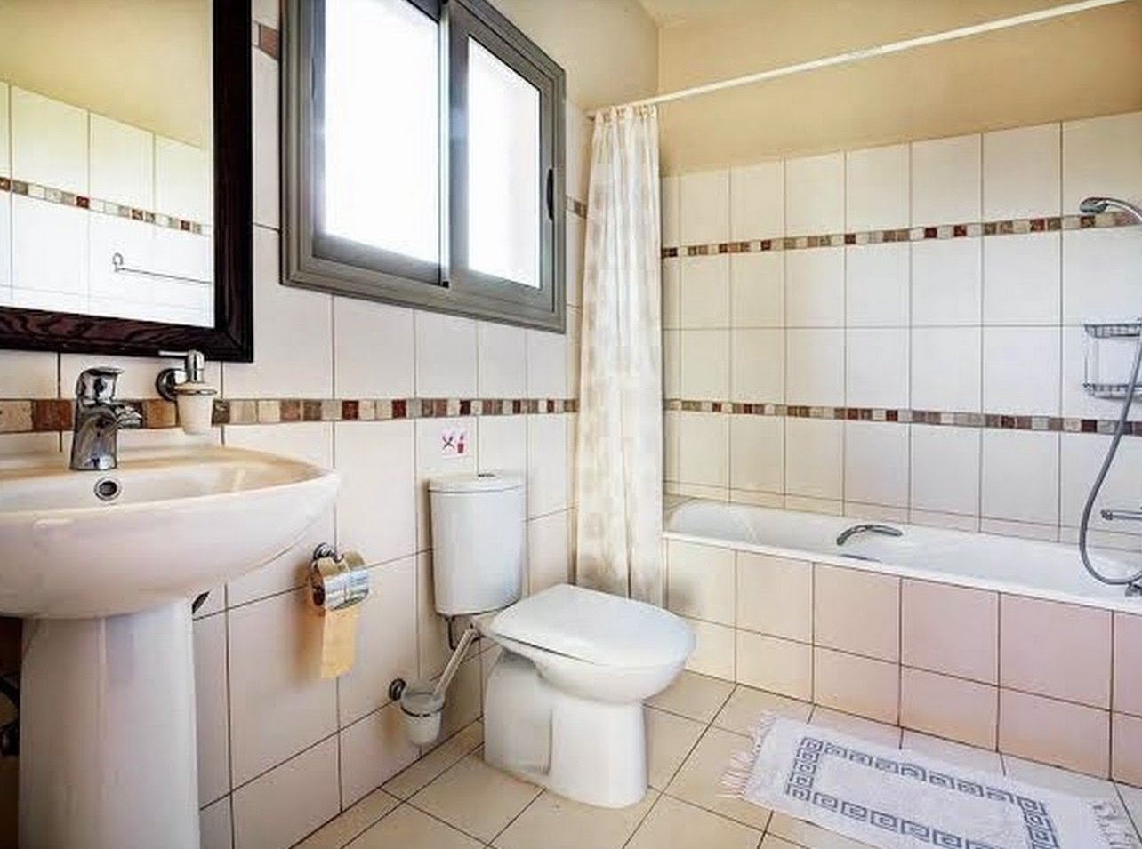 „Ein Ort zum Ankommen – Familienfreundliche Villa mit großem Garten & Pool“