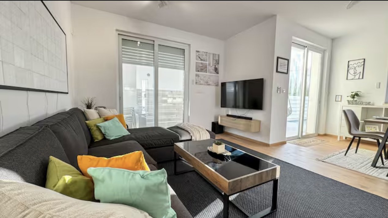 Top moderne 3 bedroom-Villa mit Dachterrasse in Peyia