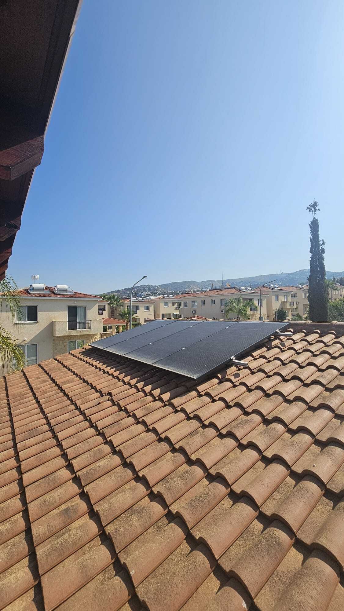 Elegant Bungalow with Breathtaking Views in Tranquil Tala