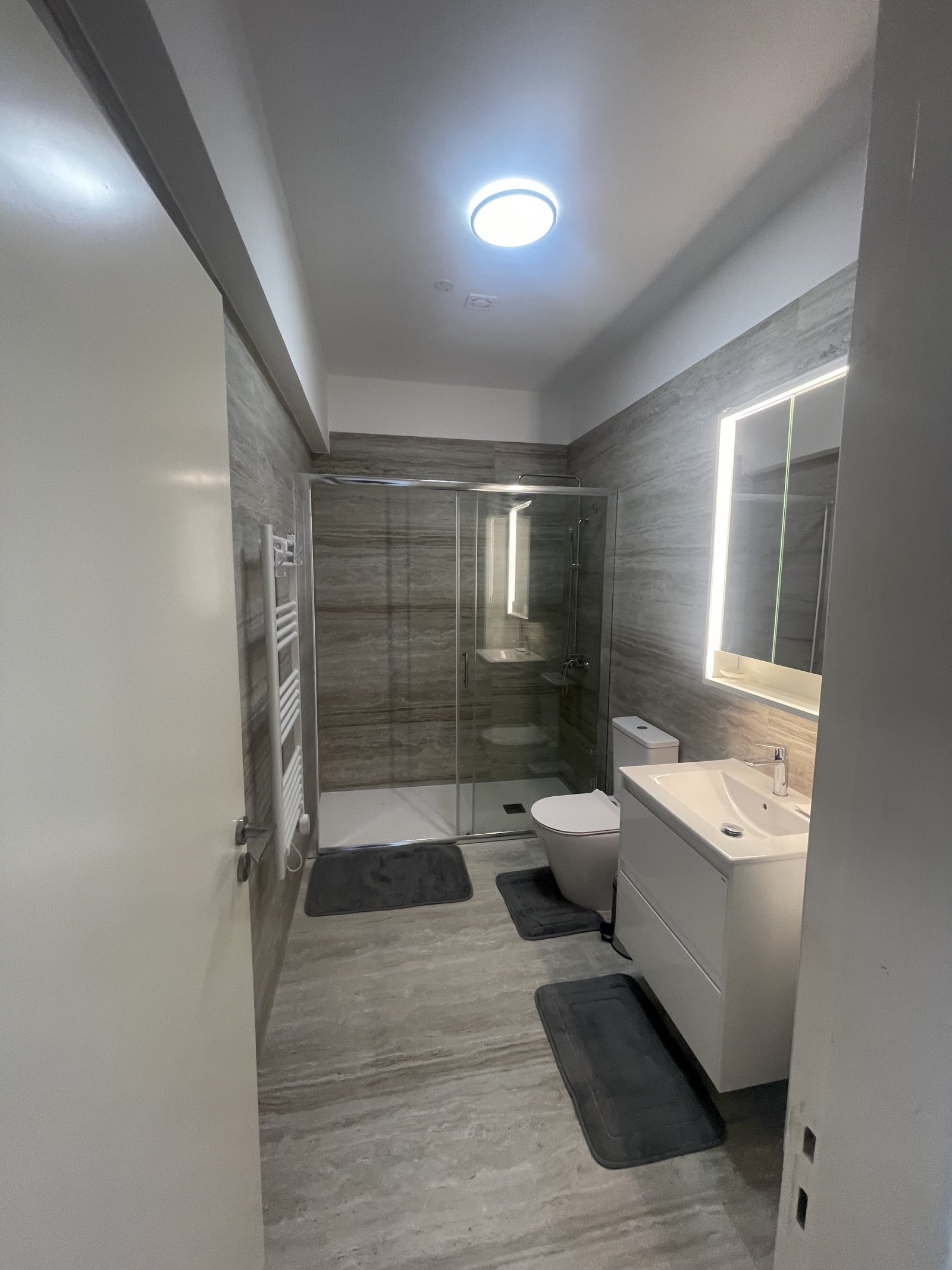 Schickes 2 SZ Haus mit Meerblick und großer Sonnenterrasse