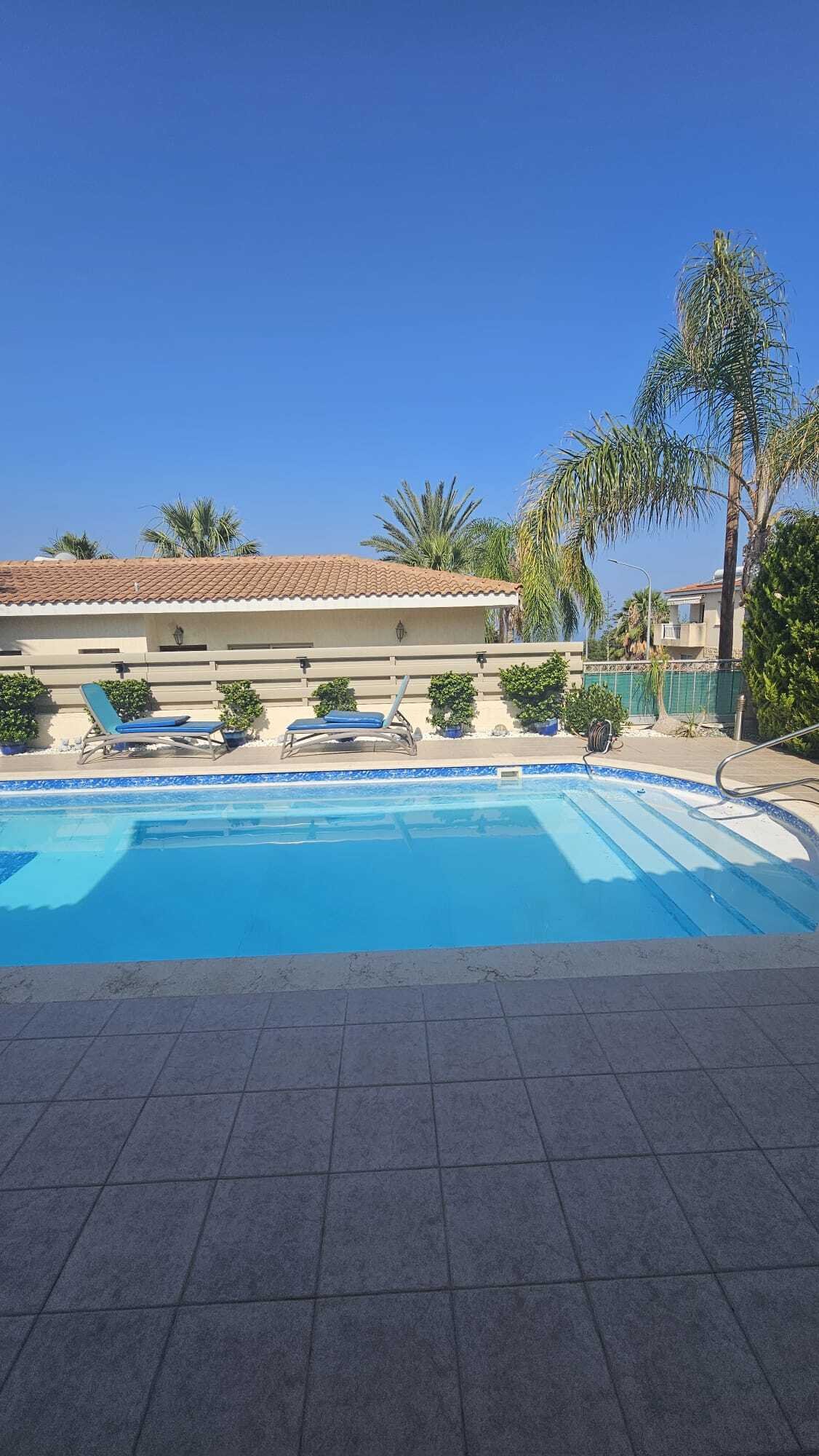 Elegant Bungalow with Breathtaking Views in Tranquil Tala